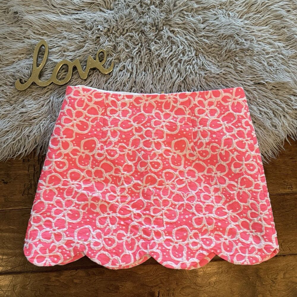 LILLY PULITZER Tate Mini Skirt Size 4 Fiesta Pink Scalloped Hem Womens